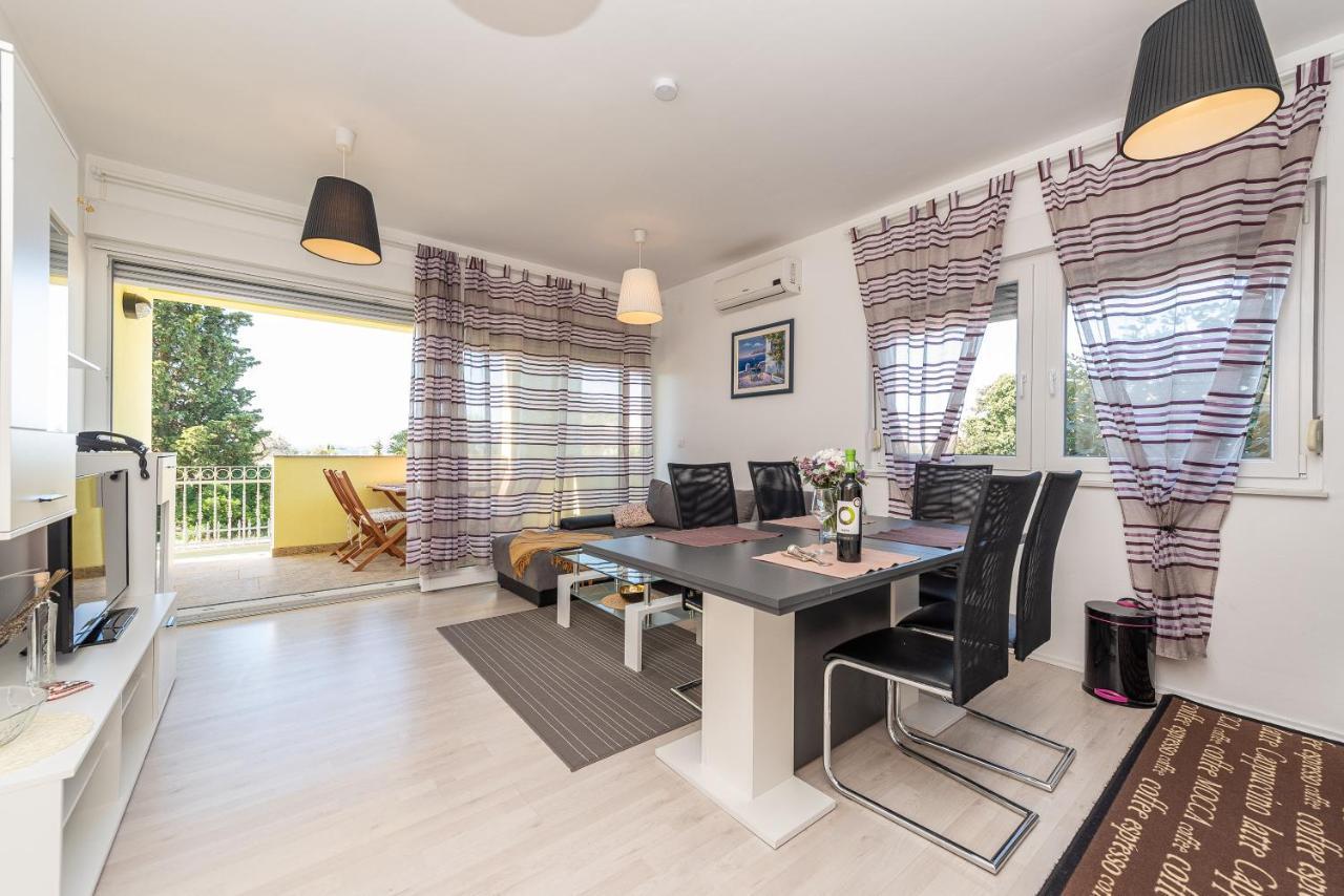 Antonio Apartments Sukošan Dış mekan fotoğraf