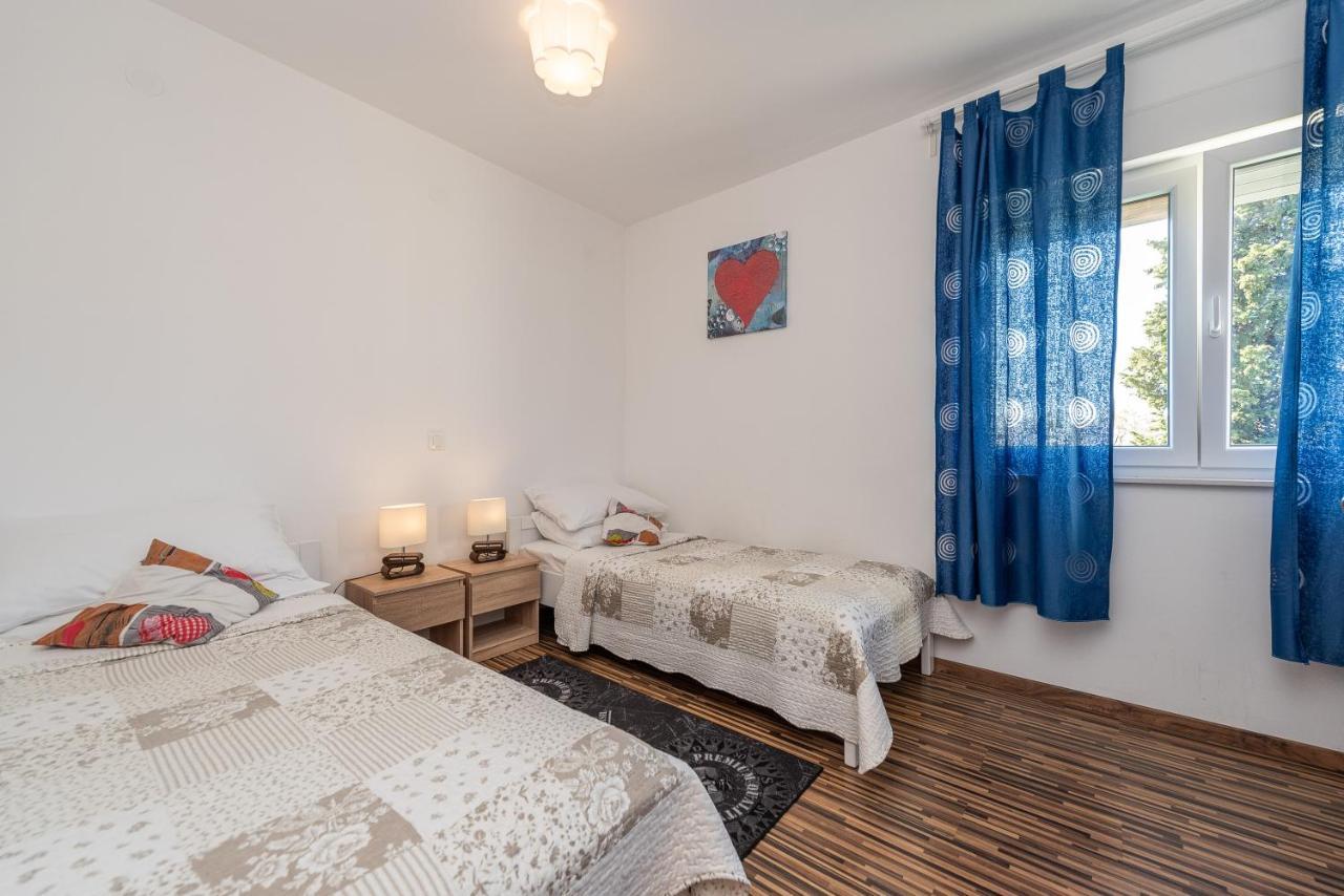 Antonio Apartments Sukošan Dış mekan fotoğraf