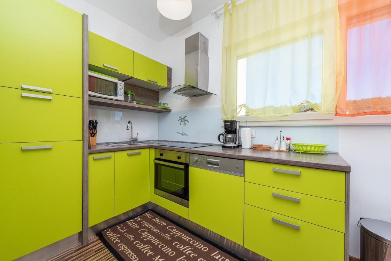 Antonio Apartments Sukošan Dış mekan fotoğraf