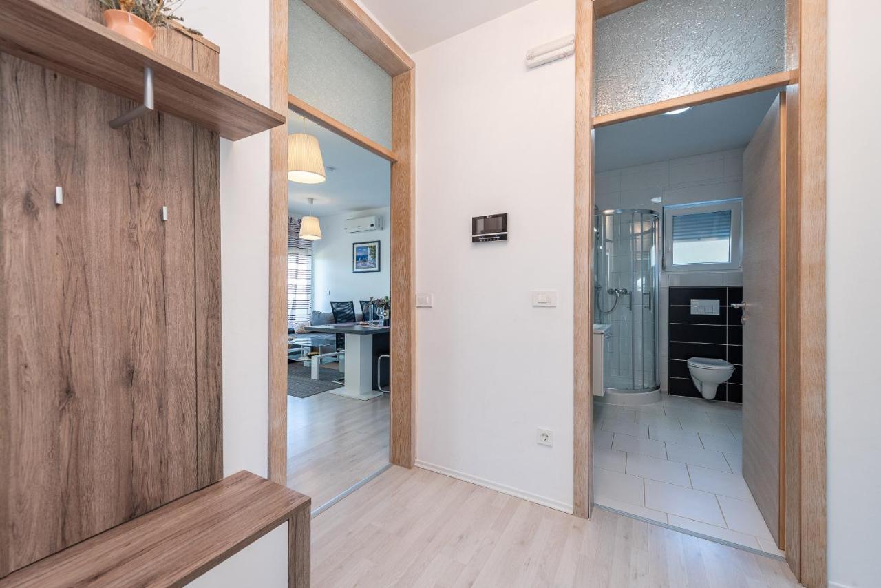 Antonio Apartments Sukošan Dış mekan fotoğraf