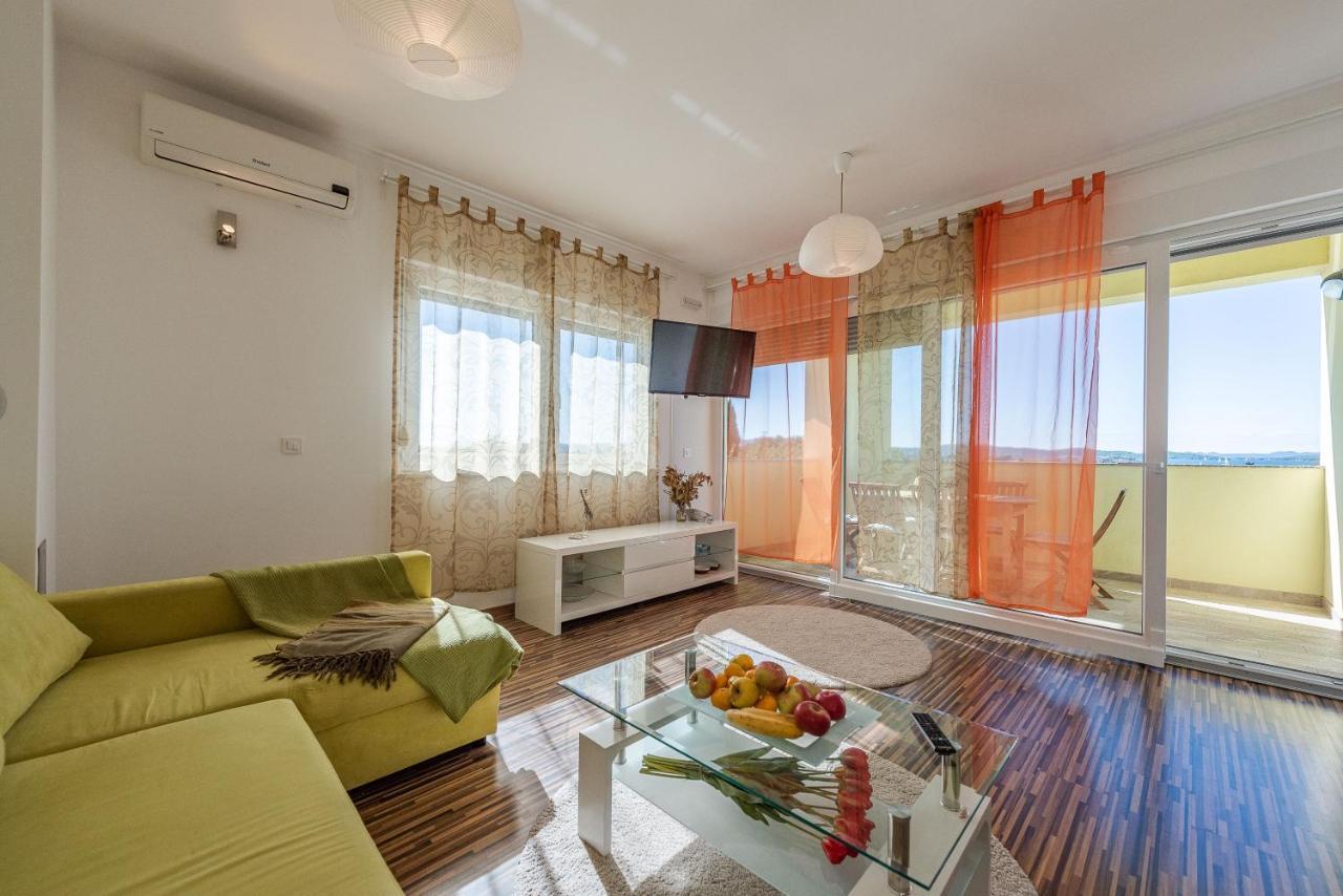 Antonio Apartments Sukošan Dış mekan fotoğraf
