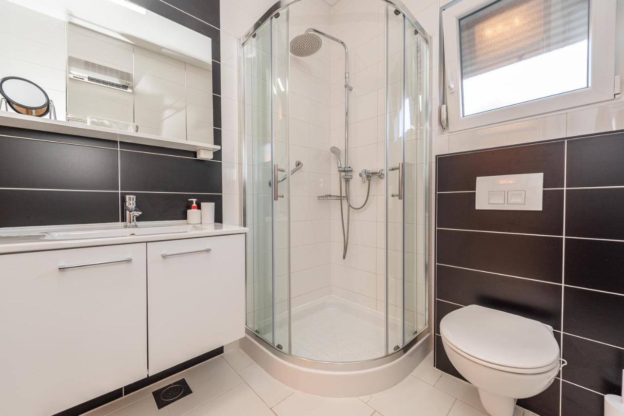 Antonio Apartments Sukošan Dış mekan fotoğraf