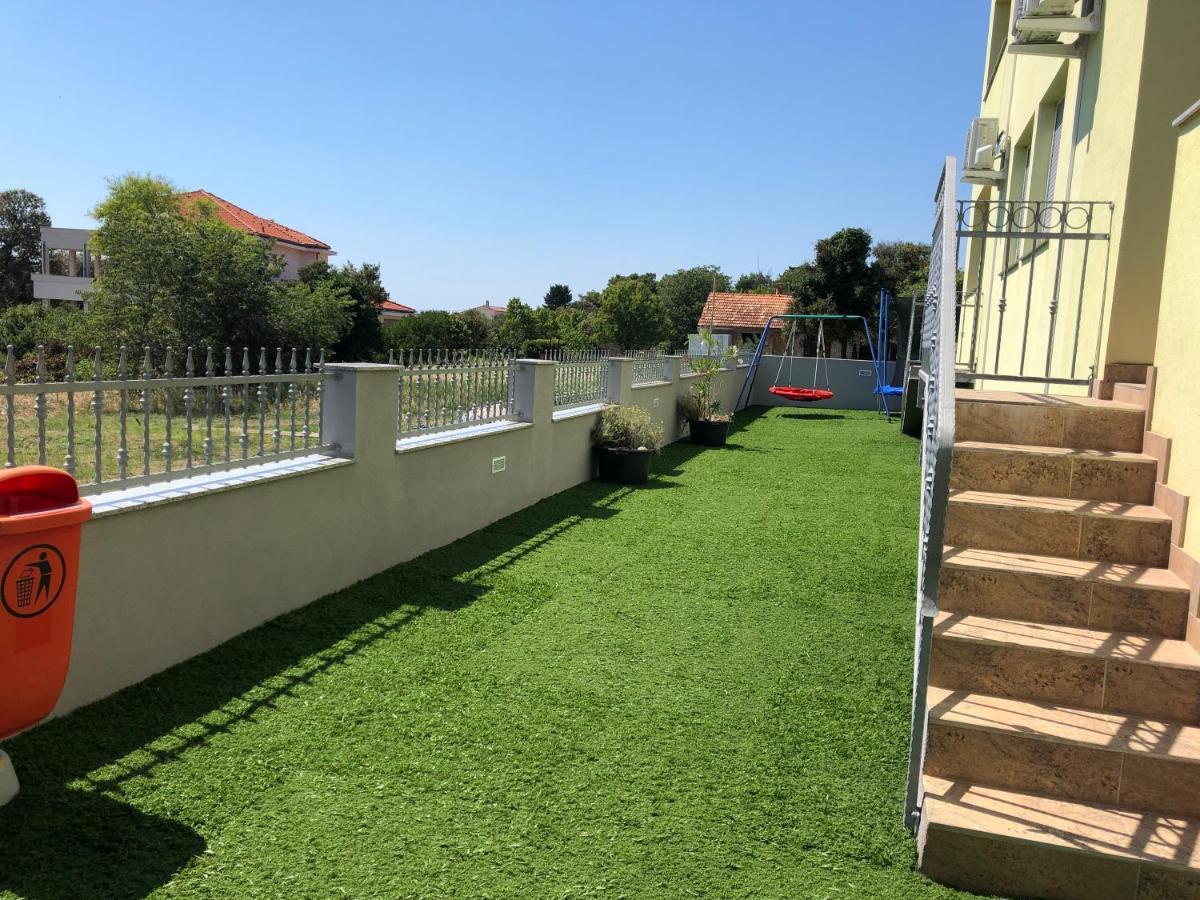 Antonio Apartments Sukošan Dış mekan fotoğraf